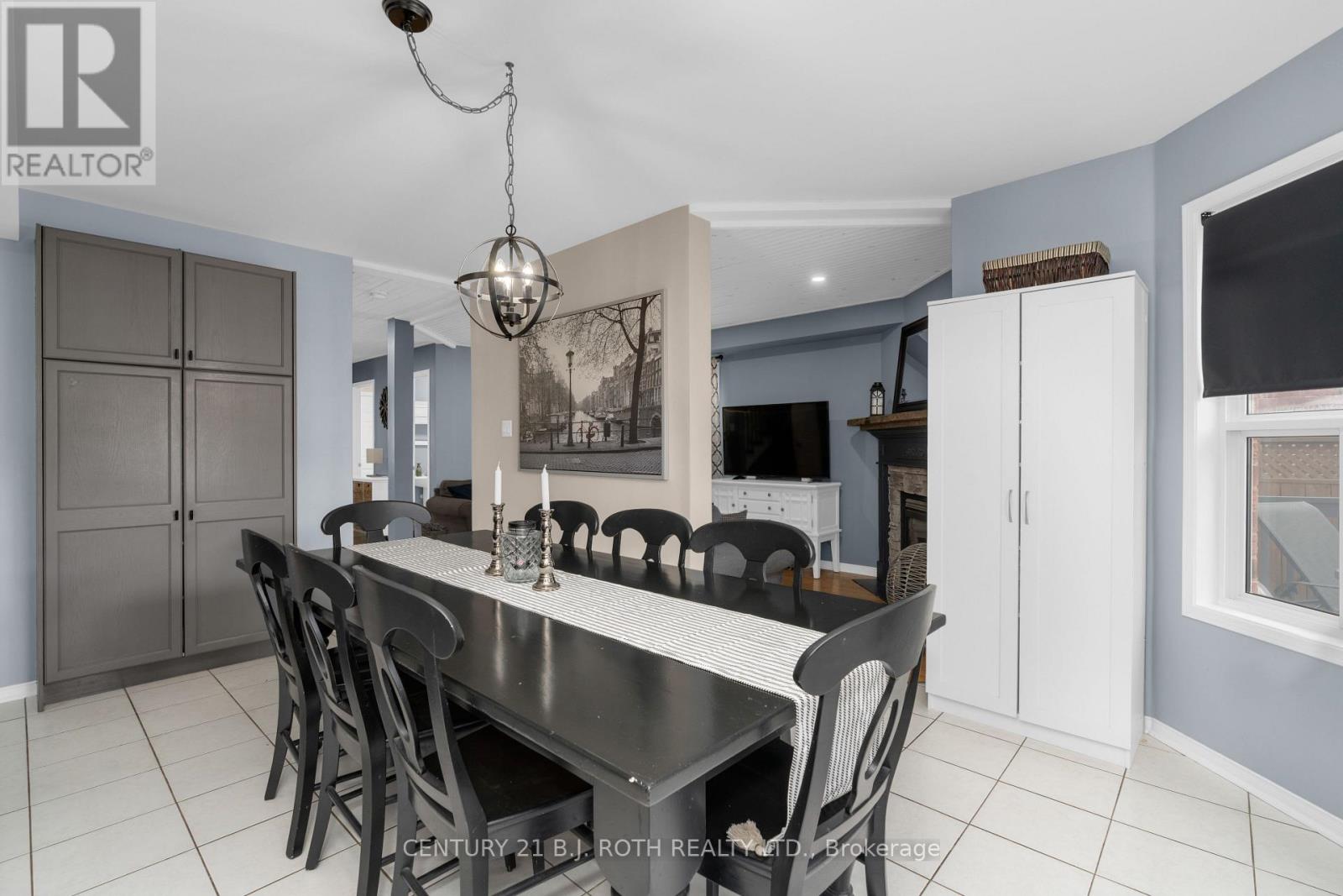 20 Bear Creek Drive, Barrie, Ontario  L4N 9M6 - Photo 14 - S12117103