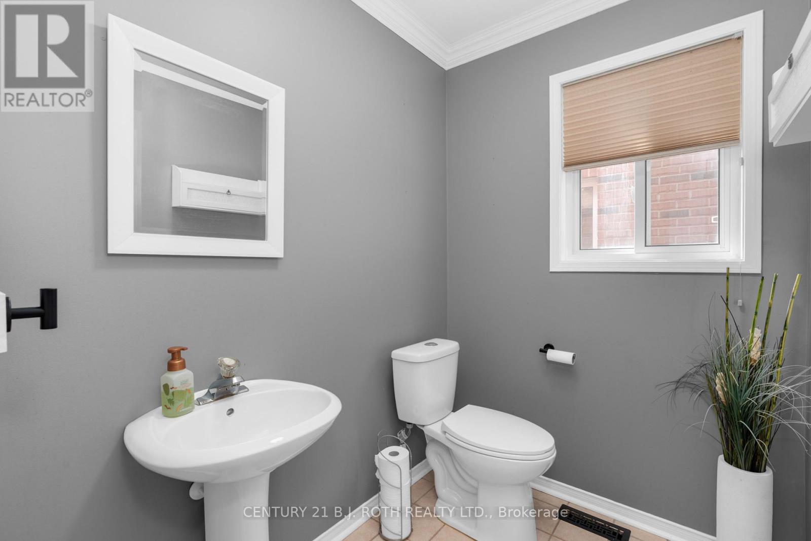 20 Bear Creek Drive, Barrie, Ontario  L4N 9M6 - Photo 18 - S12117103