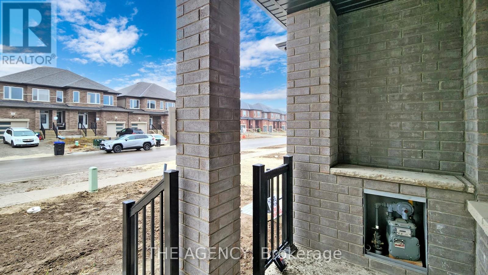 Property at 3 LISA STREET image 2