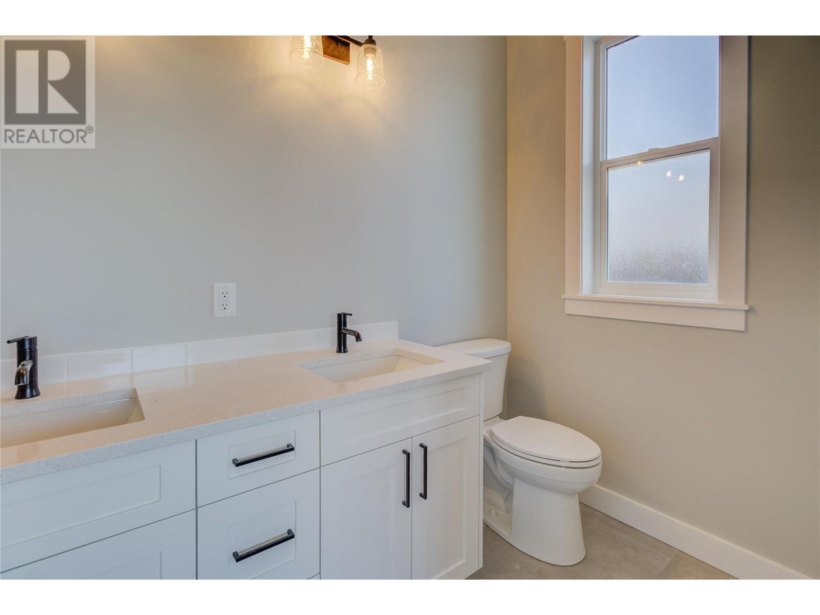 1180 Old Auto Road Se Unit# 6, Salmon Arm, British Columbia  V1E 2P5 - Photo 11 - 10338097