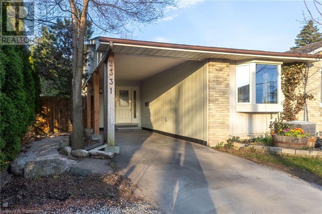 2331 Melissa Crescent, Burlington, Ontario  L7P 3T5 - Photo 1 - 40722651
