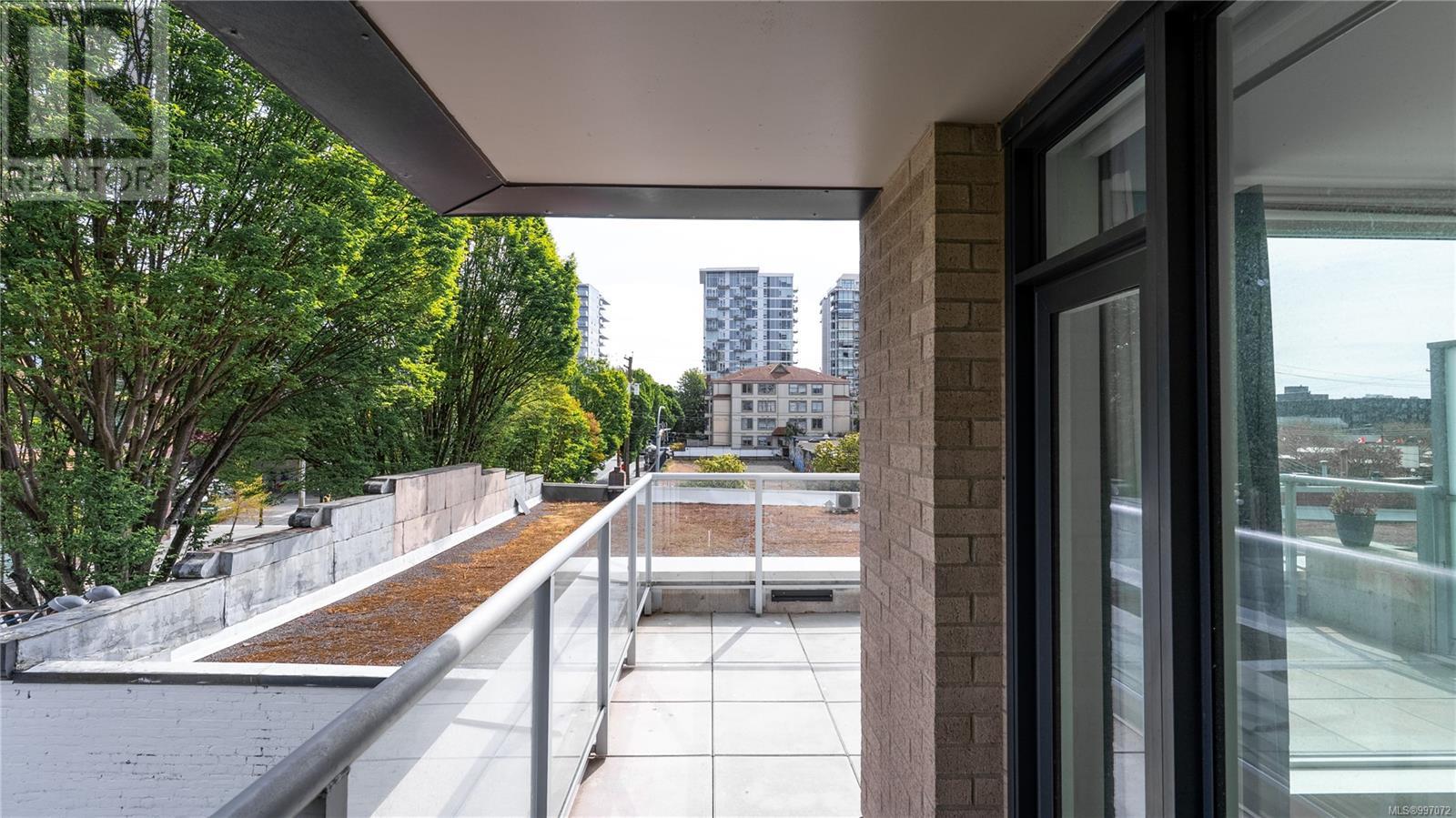 302 845 Johnson St, Victoria, British Columbia  V8W 0G3 - Photo 6 - 997072