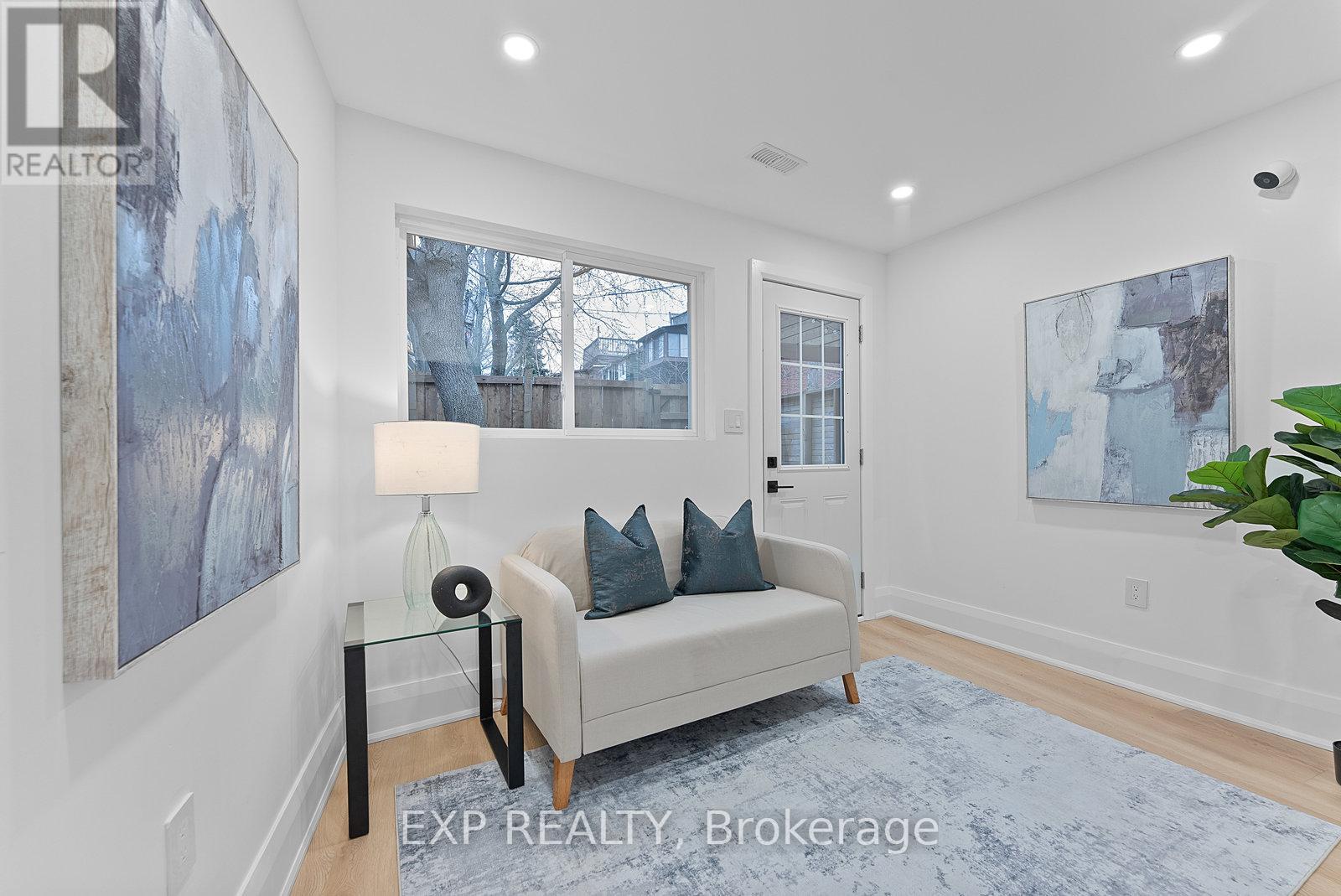 2555 Dundas Street W, Toronto, Ontario  M6P 1X6 - Photo 7 - W12117076
