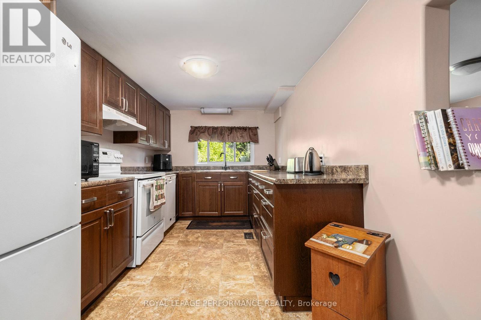 3383 Champlain Street, Clarence-Rockland, Ontario  K0A 1E0 - Photo 16 - X12117417