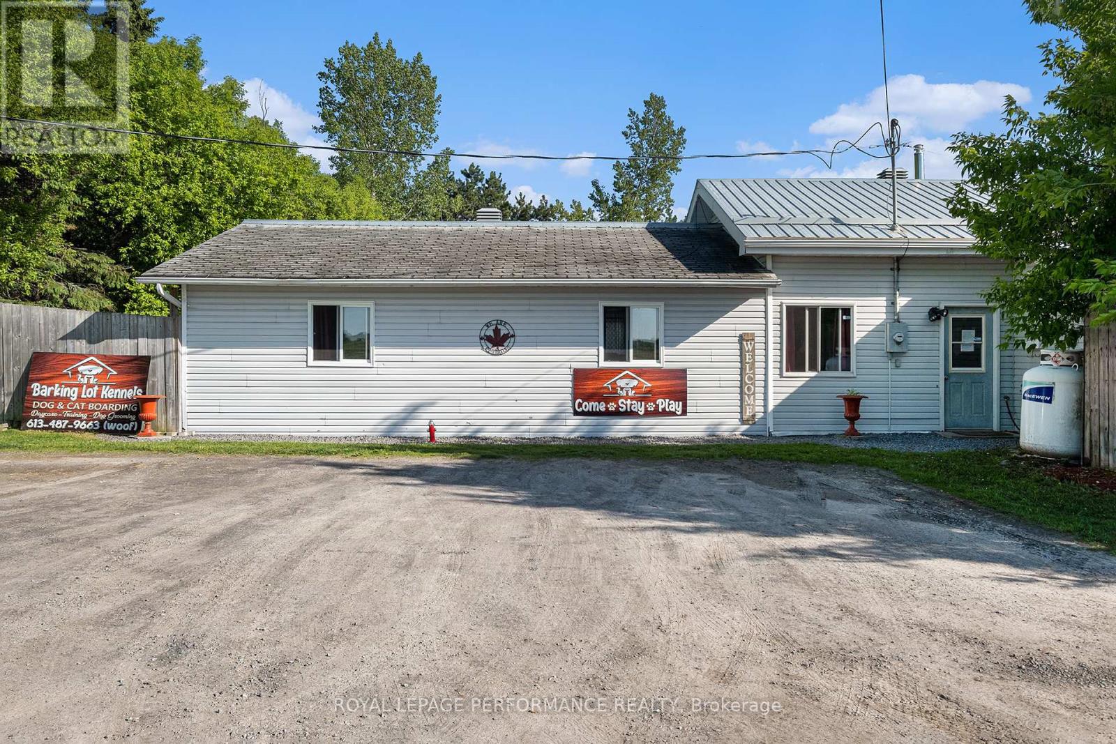 3383 Champlain Street, Clarence-Rockland, Ontario  K0A 1E0 - Photo 37 - X12117417