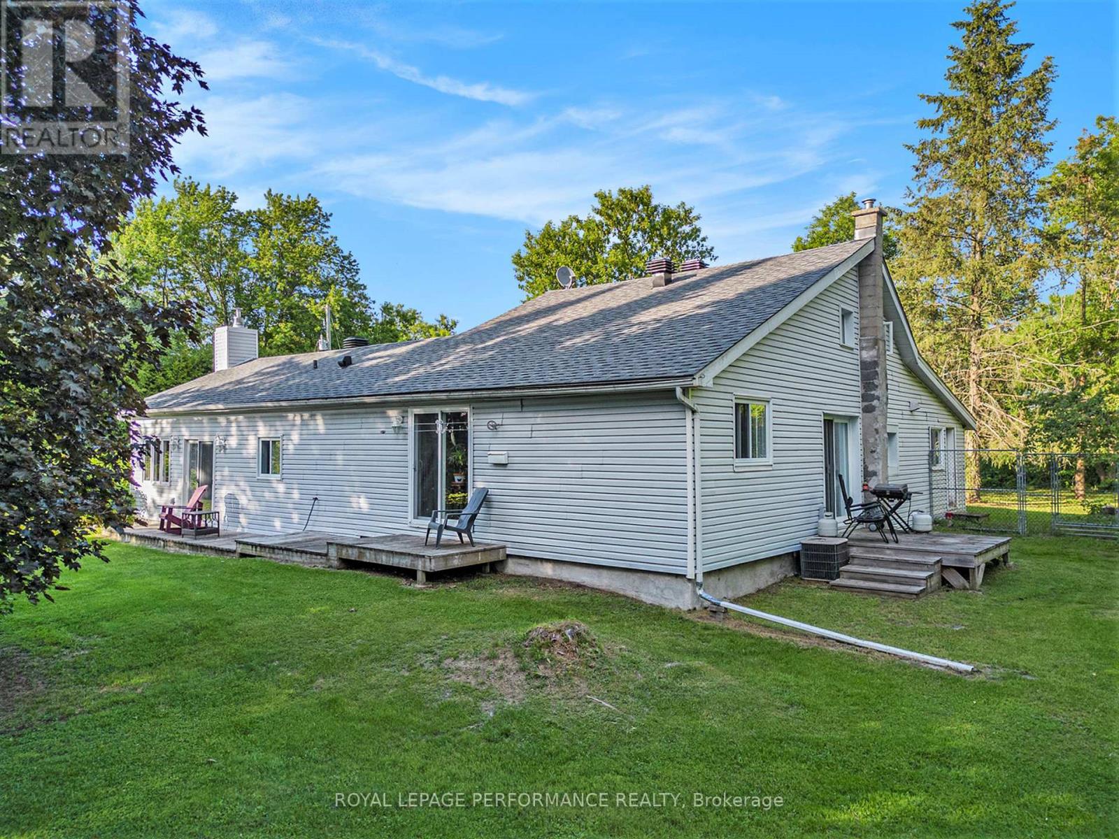 3383 Champlain Street, Clarence-Rockland, Ontario  K0A 1E0 - Photo 6 - X12117417