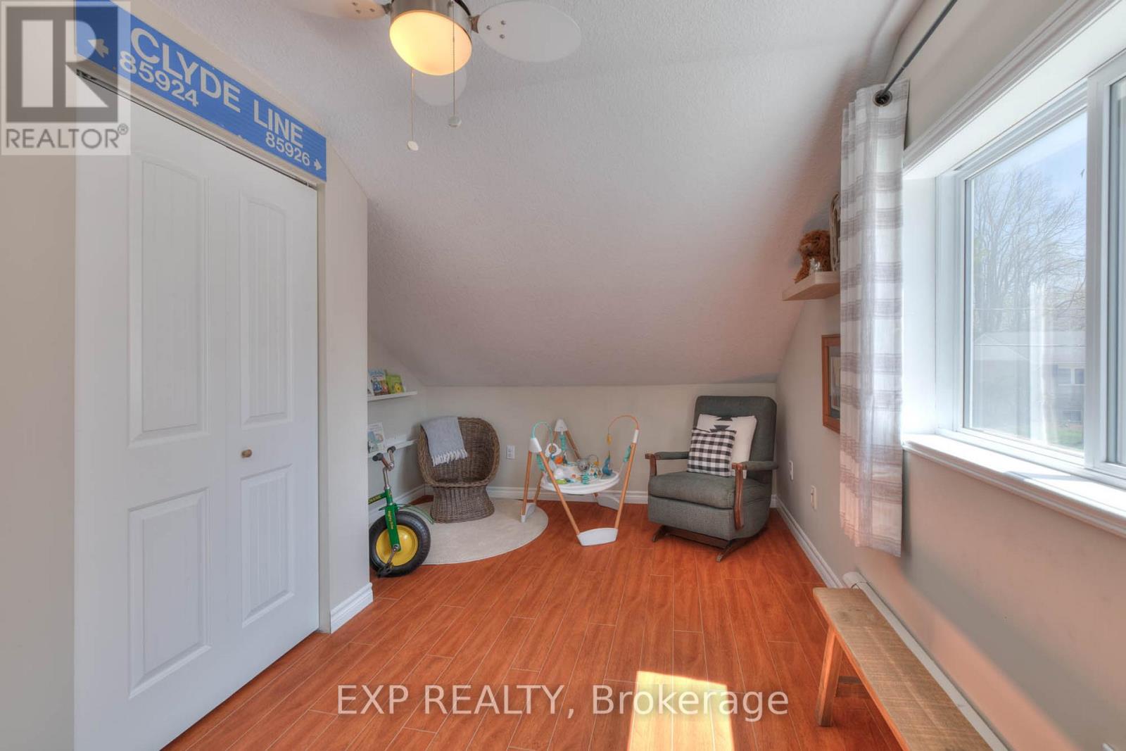 552 Alexander Street, Huron East, Ontario  N0G 1H0 - Photo 35 - X12117107