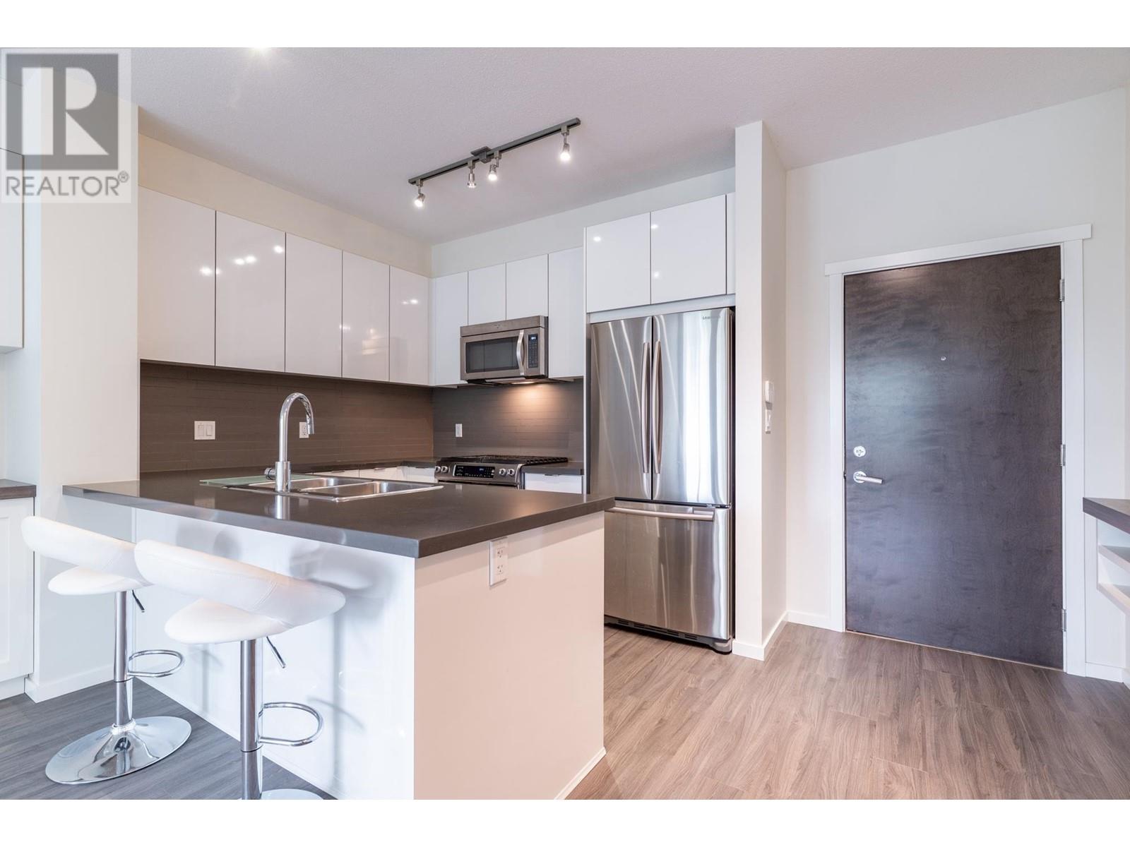 105 1135 Windsor Mews, Coquitlam, British Columbia  V3B 0L2 - Photo 5 - R2996969