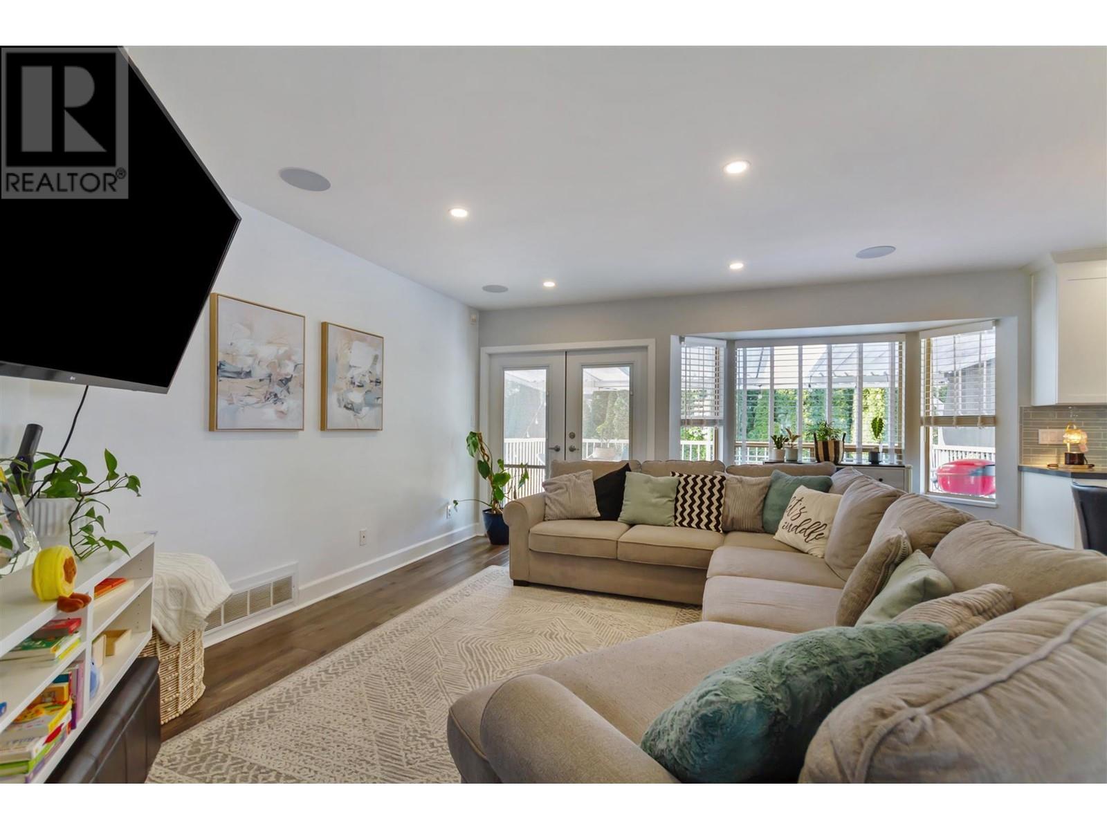 23675 108 Loop, Maple Ridge, British Columbia  V2W 1B2 - Photo 6 - R2996962