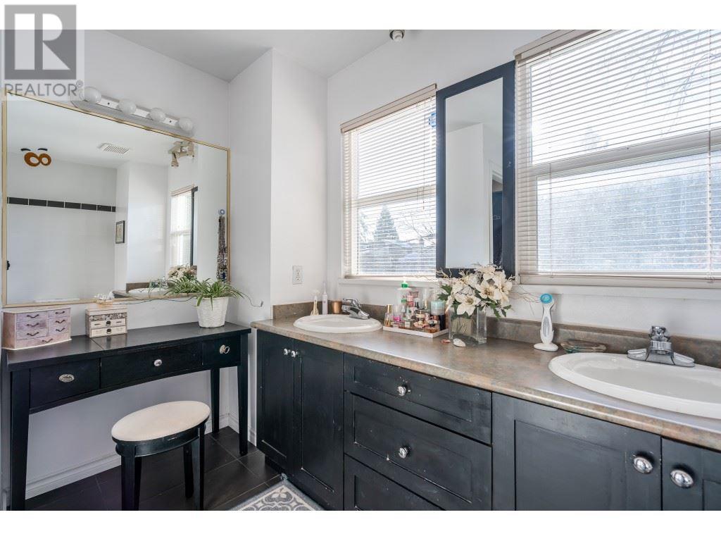 1528 Bond Street, North Vancouver, British Columbia  V7J 1E7 - Photo 23 - R2996975