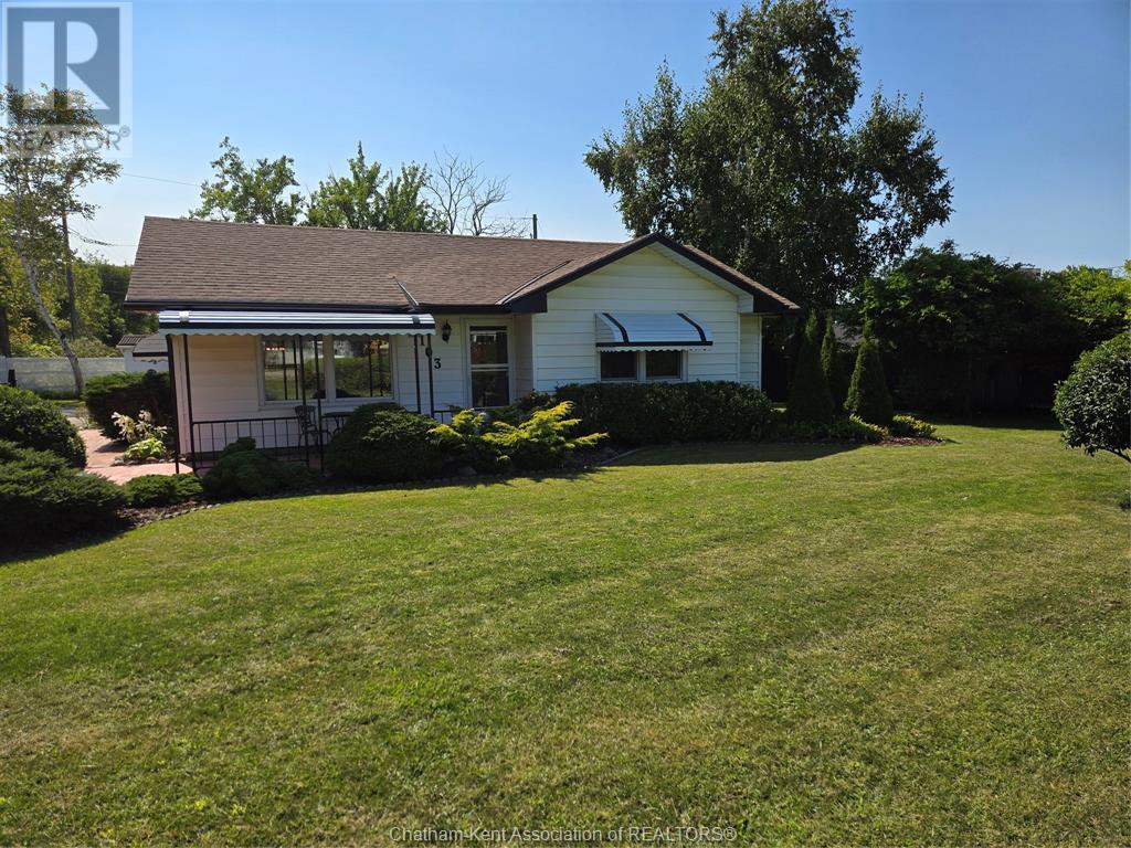 Property at 103 Erie STREET South image 2