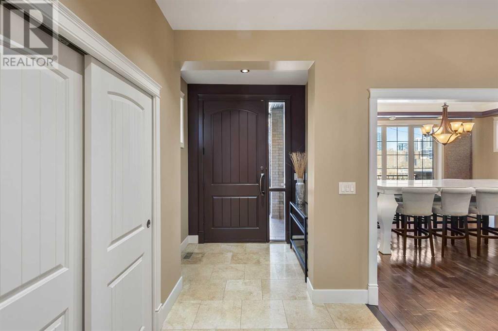Property at 1108 Bellevue Avenue SE image 3