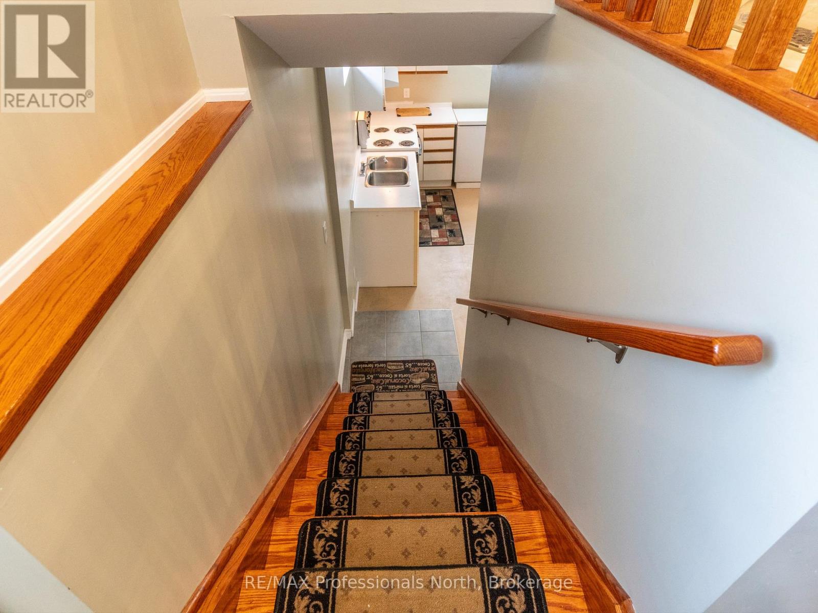 27 Susan Street W, Huntsville, Ontario  P1H 1X2 - Photo 18 - X12117432