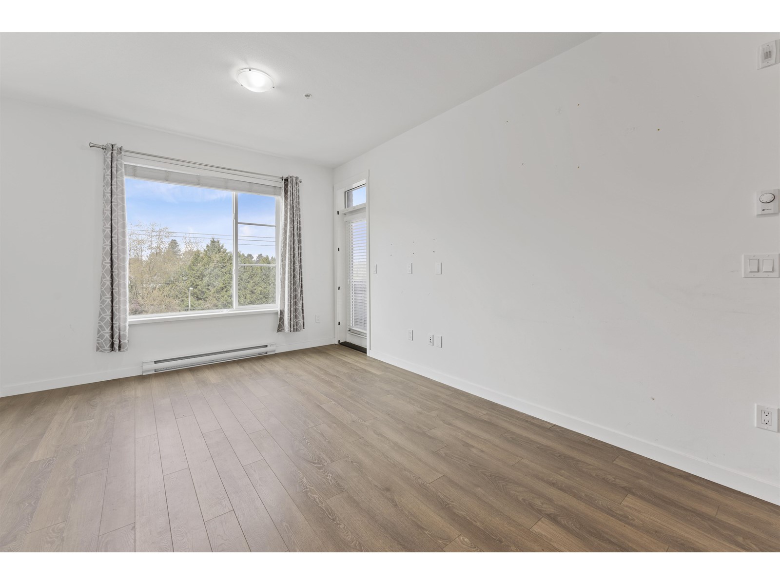 402 13623 81A AVENUE, Surrey real estate listing R2996889 for sale