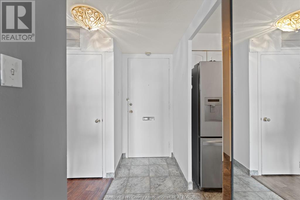 Property at 111 RIVERSIDE DRIVE East Unit# 216 image 4