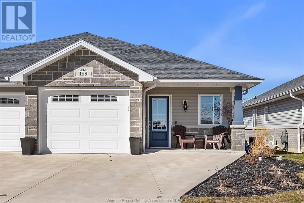Property at 159 MEADOWVIEW AVENUE image 2