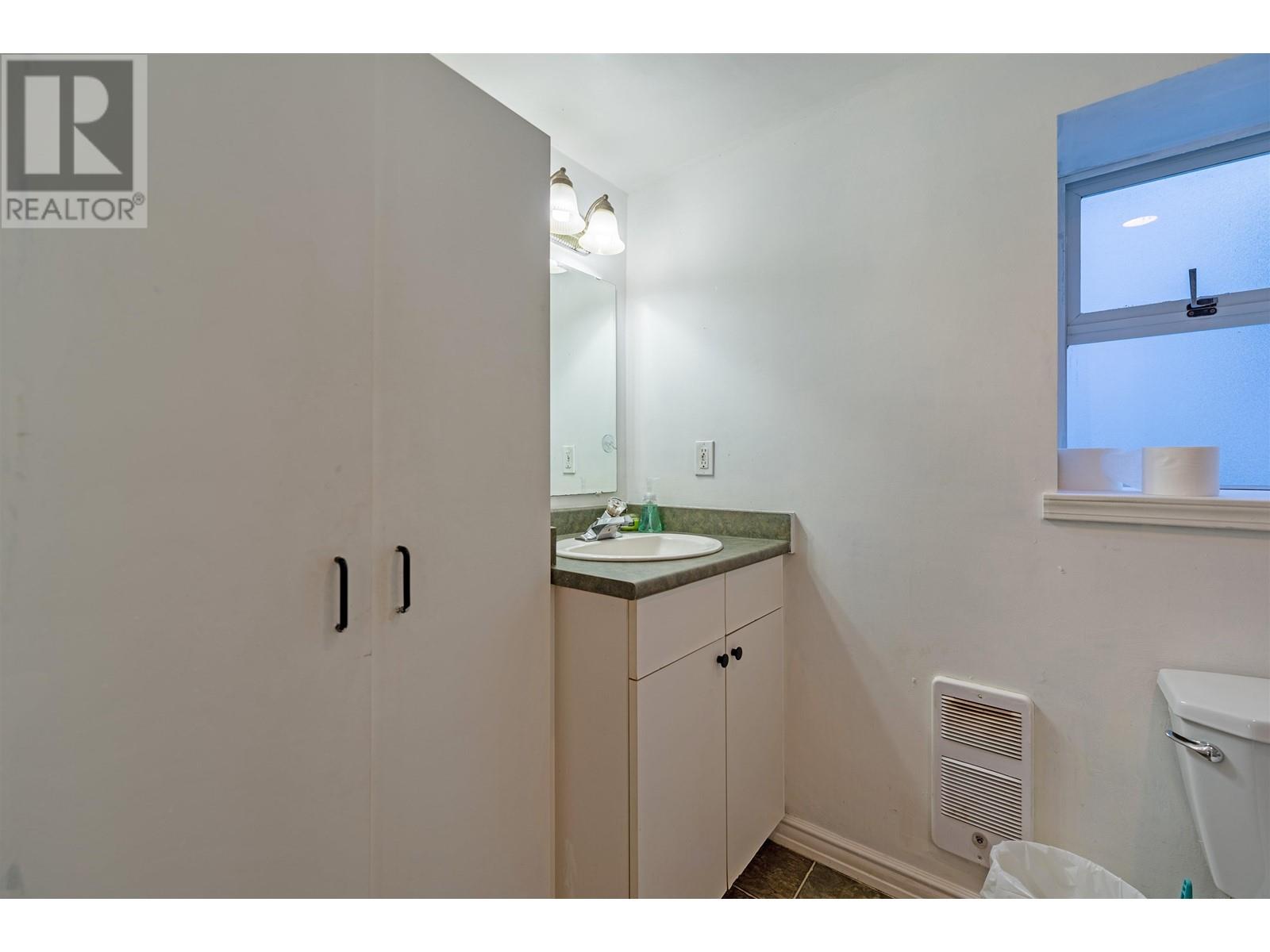 2085 W 45th Avenue, Vancouver, British Columbia  V6M 2H8 - Photo 31 - R2996573