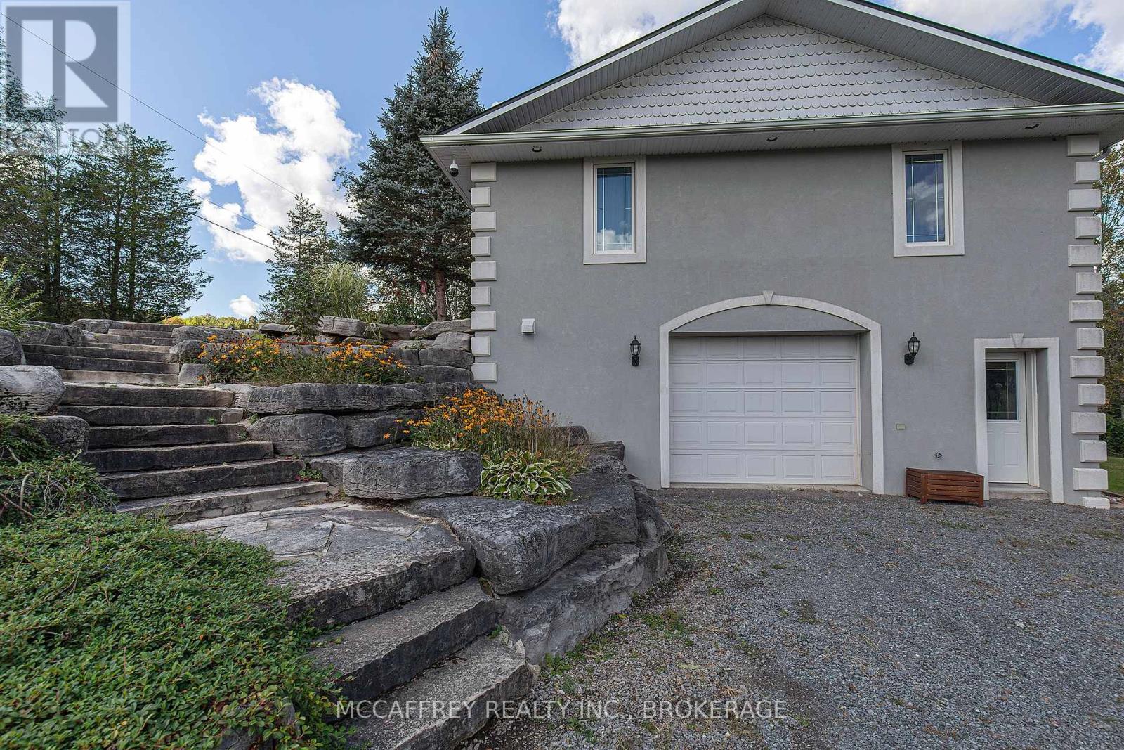 898 County Road 12, Greater Napanee, Ontario  K0K 2W0 - Photo 40 - X12088727