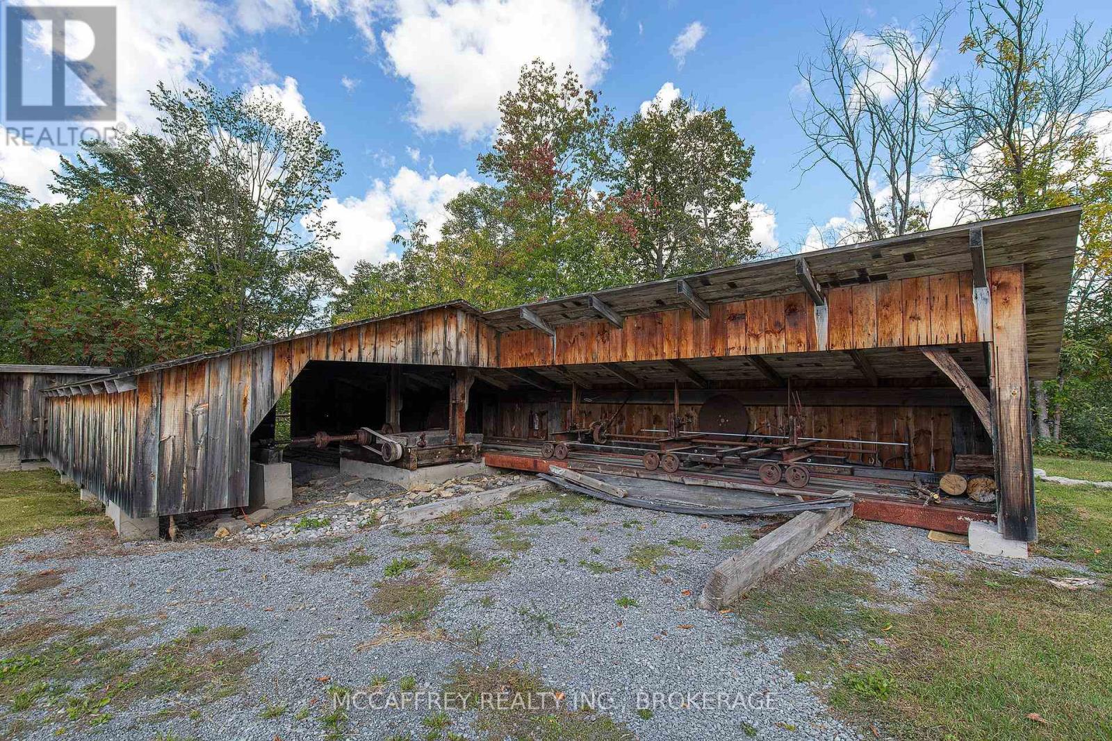 898 County Road 12, Greater Napanee, Ontario  K0K 2W0 - Photo 39 - X12088727