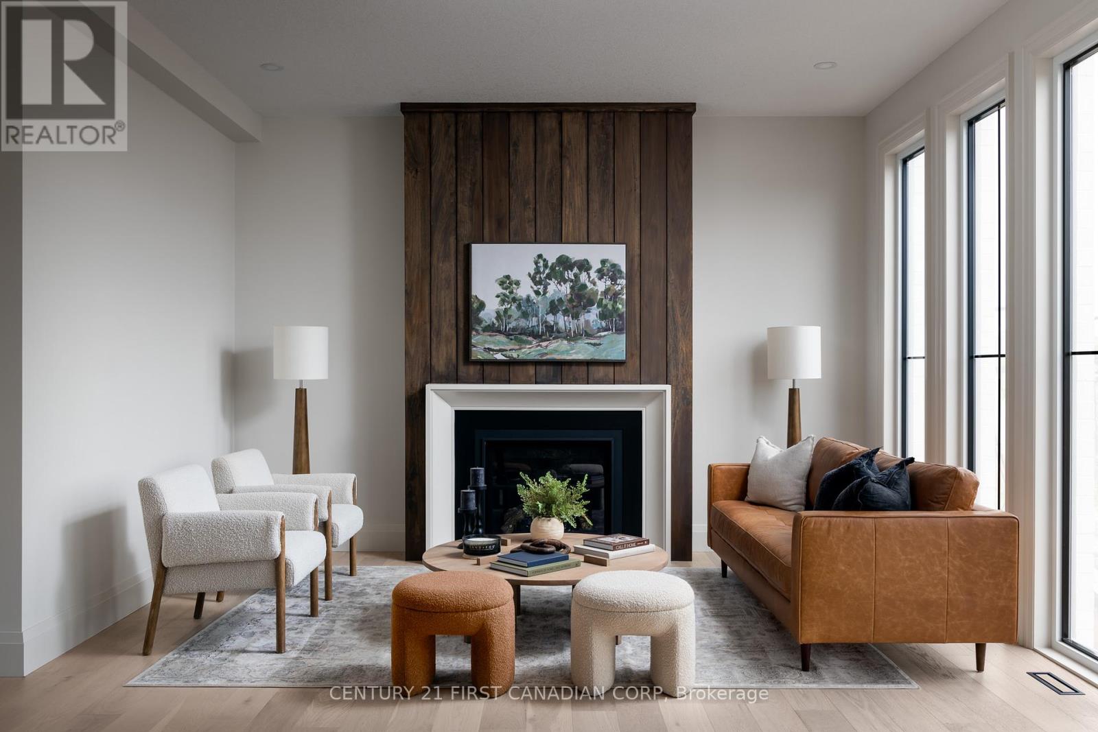 212 Foxborough Place, Thames Centre, Ontario  N0M 2P0 - Photo 7 - X12117476