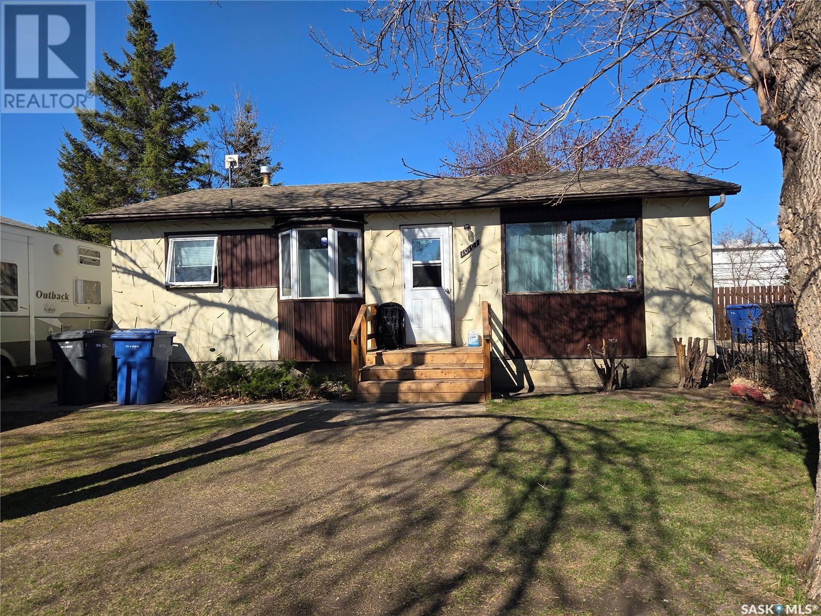 Property at 10107 Borden CRESCENT image 1