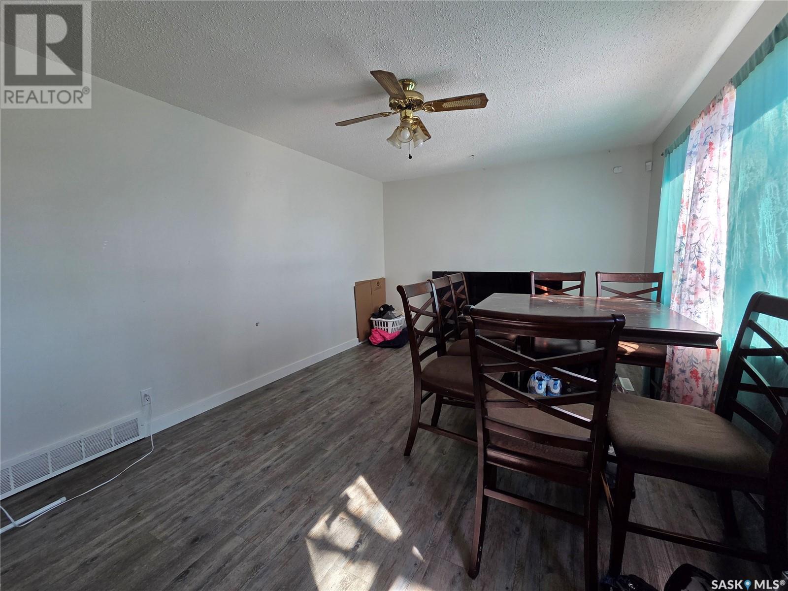 10107 Borden Crescent, North Battleford, Saskatchewan  S9A 2Z8 - Photo 5 - SK004352