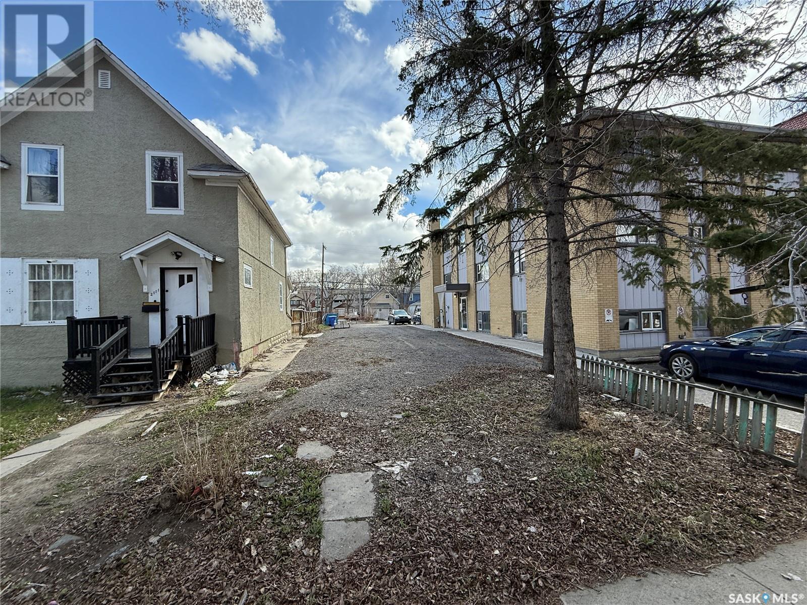 Property at 2113 Osler STREET image 4