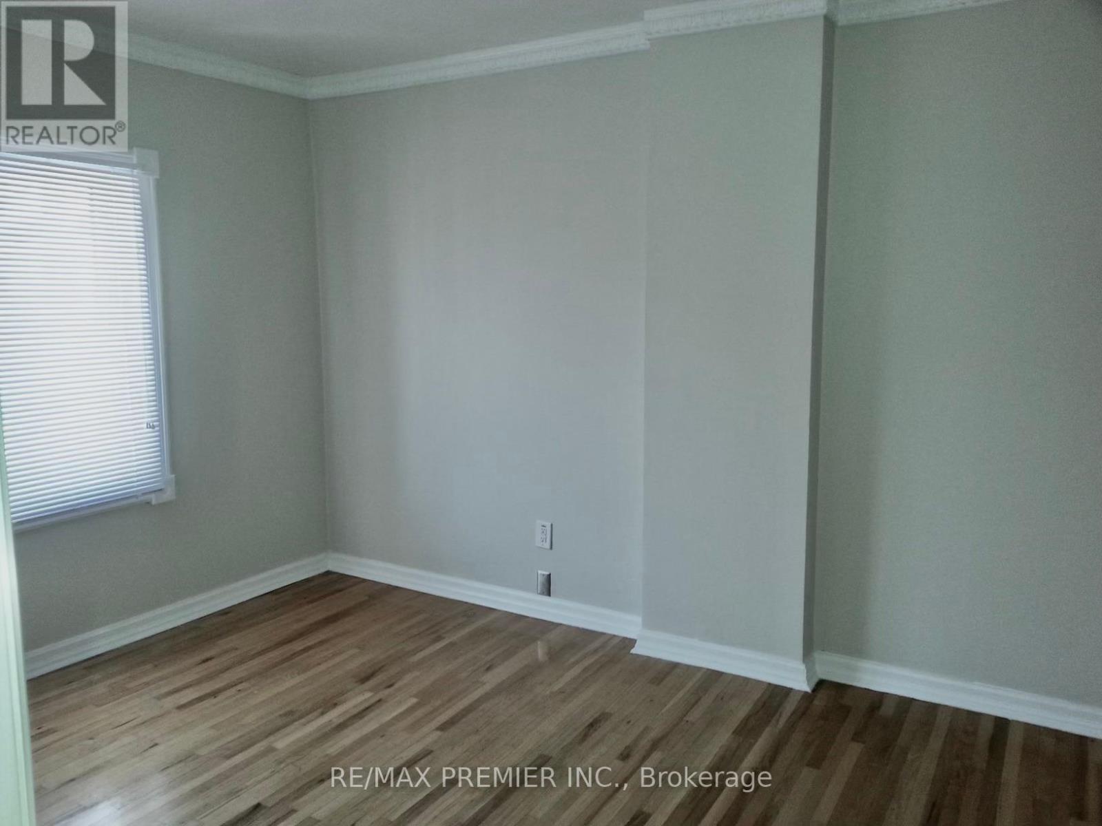 34 Mc Farland Avenue, Toronto, Ontario  M6H 3N1 - Photo 3 - W12116479