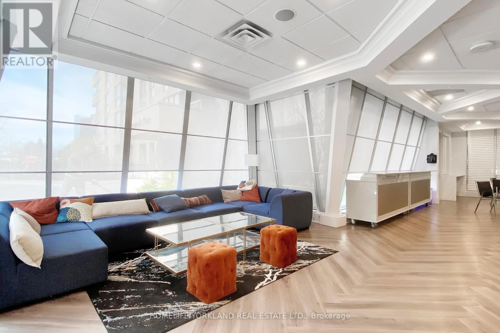 2307 - 1 Concorde Place, Toronto, Ontario  M3C 3K6 - Photo 34 - C12117336