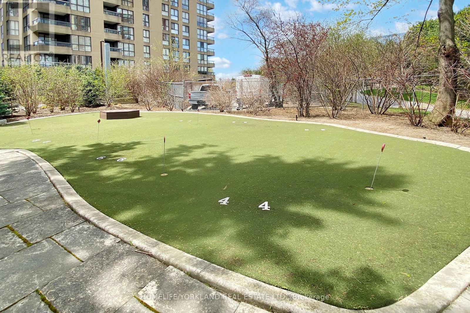 2307 - 1 Concorde Place, Toronto, Ontario  M3C 3K6 - Photo 47 - C12117336