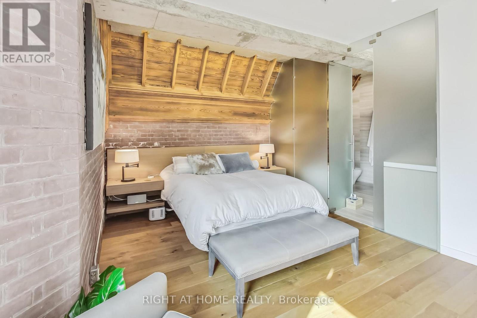 10 - 40 Westmoreland Avenue, Toronto, Ontario  M6H 2Z7 - Photo 18 - W12117512