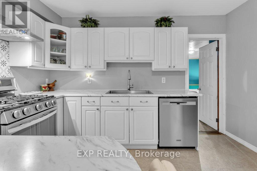 1710 County Road 10, Prince Edward County, Ontario  K0K 1P0 - Photo 18 - X12117724