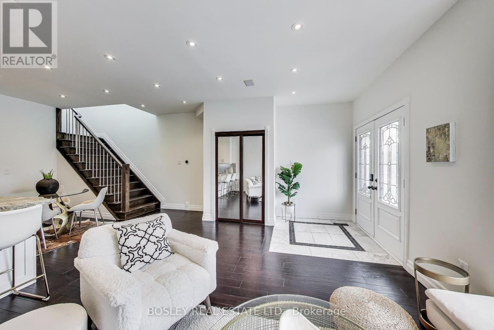 Property at 1033 WOODBINE AVENUE image 5