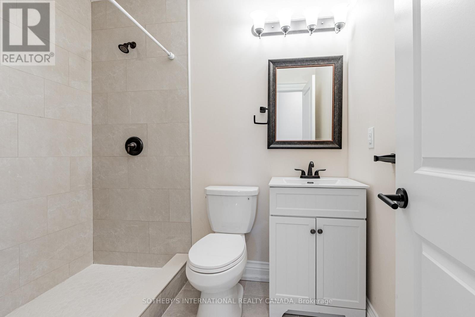 802 Fairview Avenue, Pickering, Ontario  L1W 1M8 - Photo 43 - E12117293