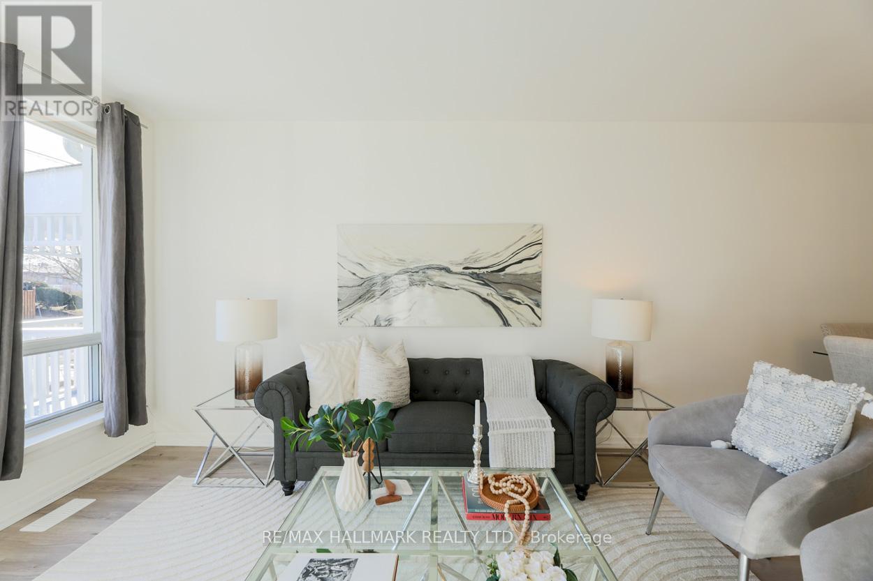 152 Santamonica Boulevard, Toronto, Ontario  M1L 4H6 - Photo 12 - E12117329