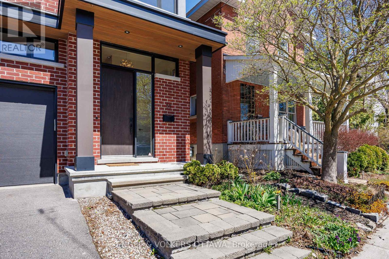 Property at 35 NEWTON STREET image 3