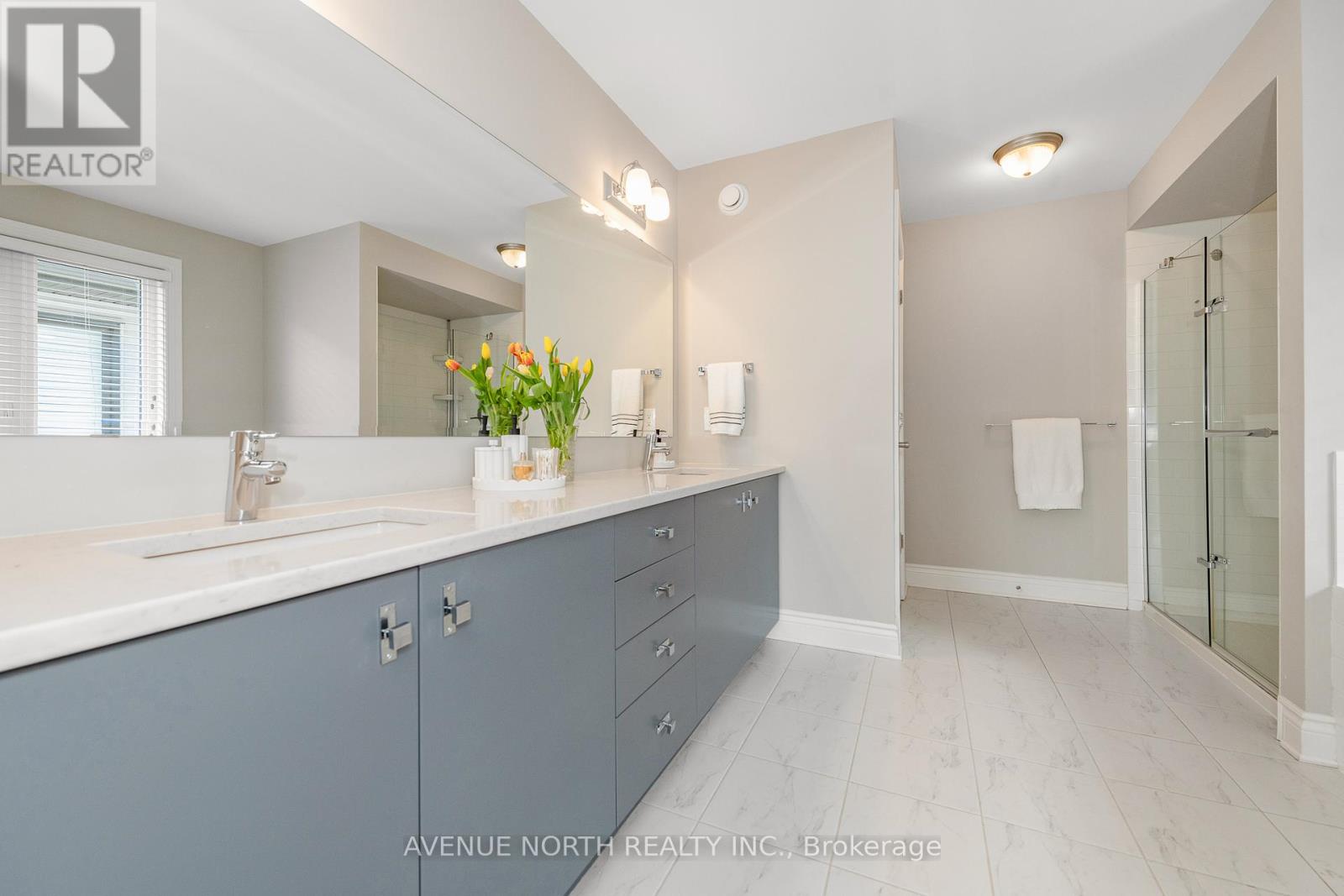 713 Carnelian Crescent, Ottawa, Ontario  K1X 0A9 - Photo 18 - X12117514