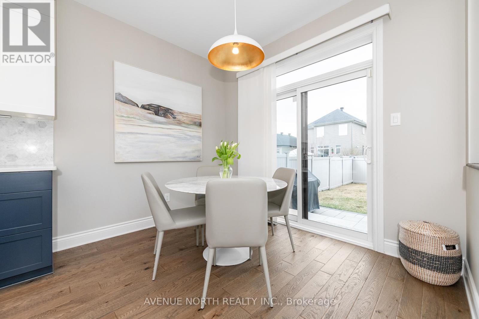 713 Carnelian Crescent, Ottawa, Ontario  K1X 0A9 - Photo 9 - X12117514