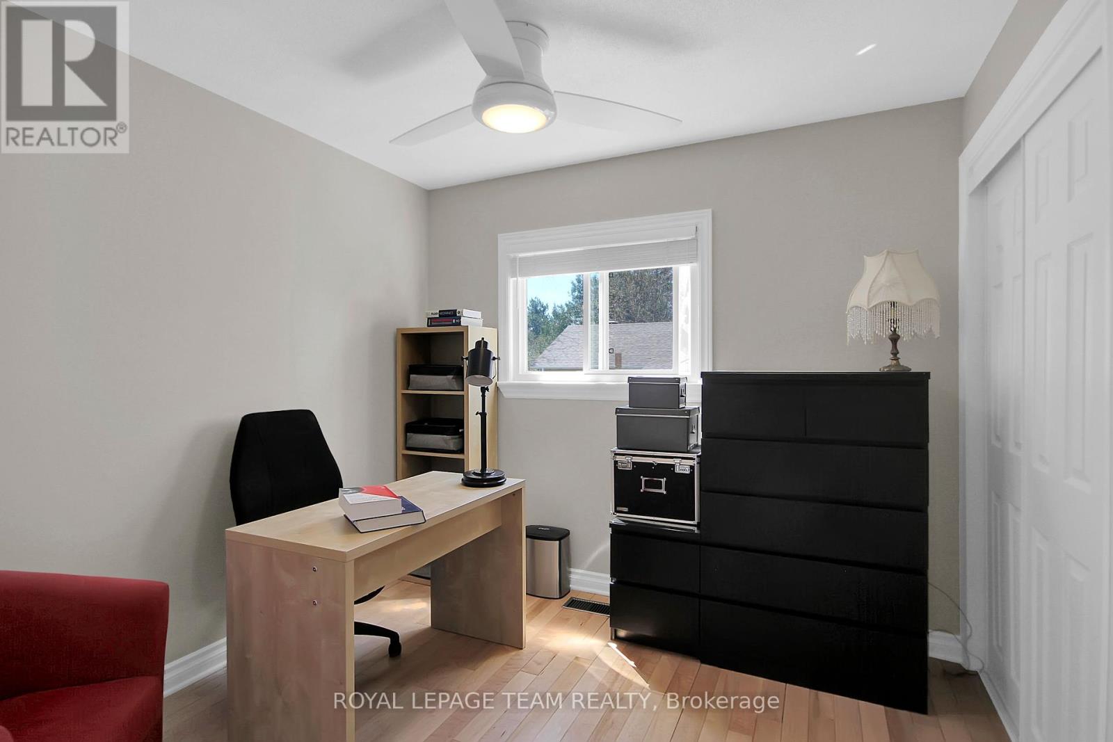 167 Abbeyhill Drive, Ottawa, Ontario  K2L 2E9 - Photo 17 - X12117528