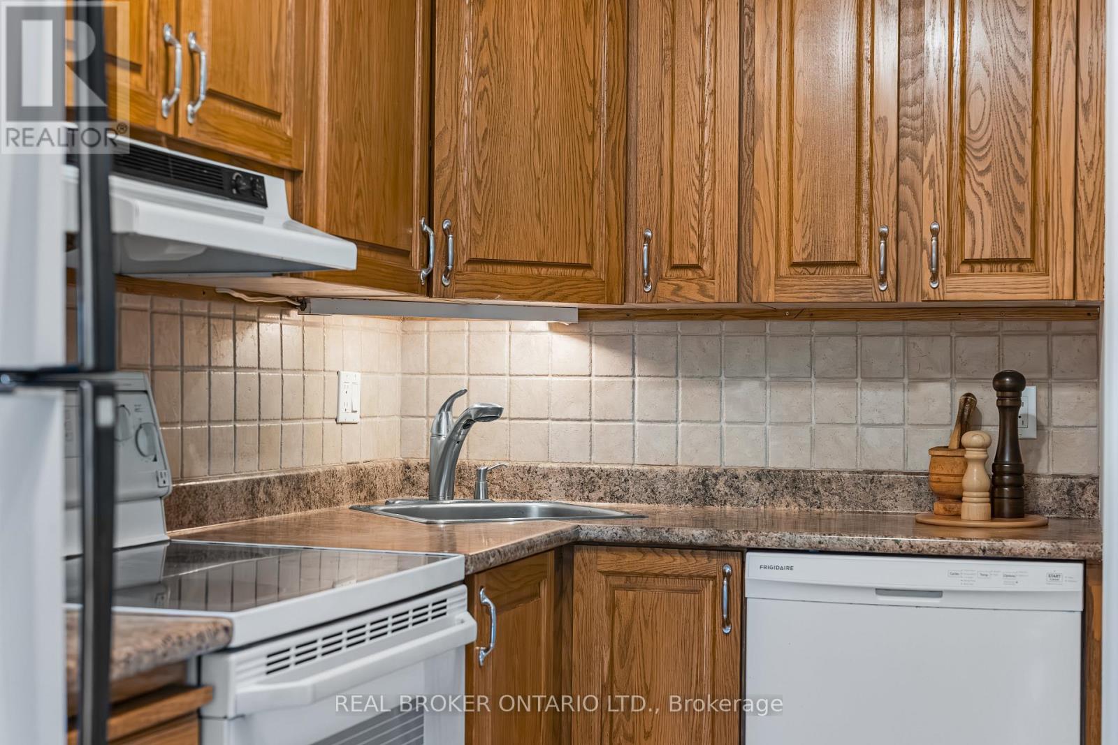 5 - 53 Sherway Drive, Ottawa, Ontario  K2J 2K3 - Photo 18 - X12117652