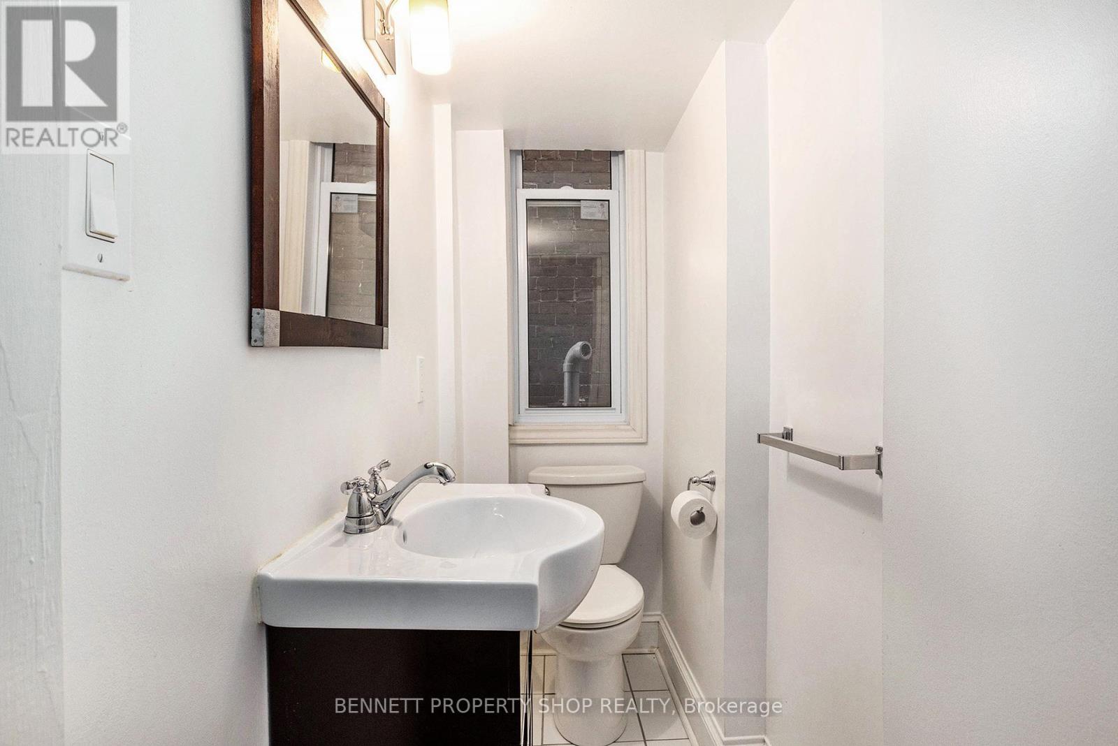 121 York Street, Ottawa, Ontario  K1N 5T4 - Photo 11 - X12117694