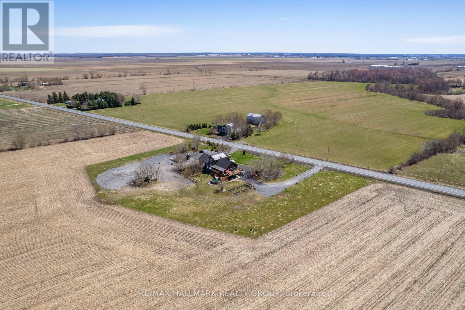 2421 Concession 8 Road, The Nation, Ontario  K0B 1N0 - Photo 7 - X12117714