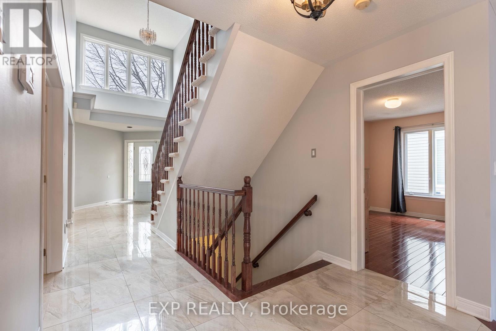 15 Mayford Avenue, Ottawa, Ontario  K2G 6A7 - Photo 12 - X12116848