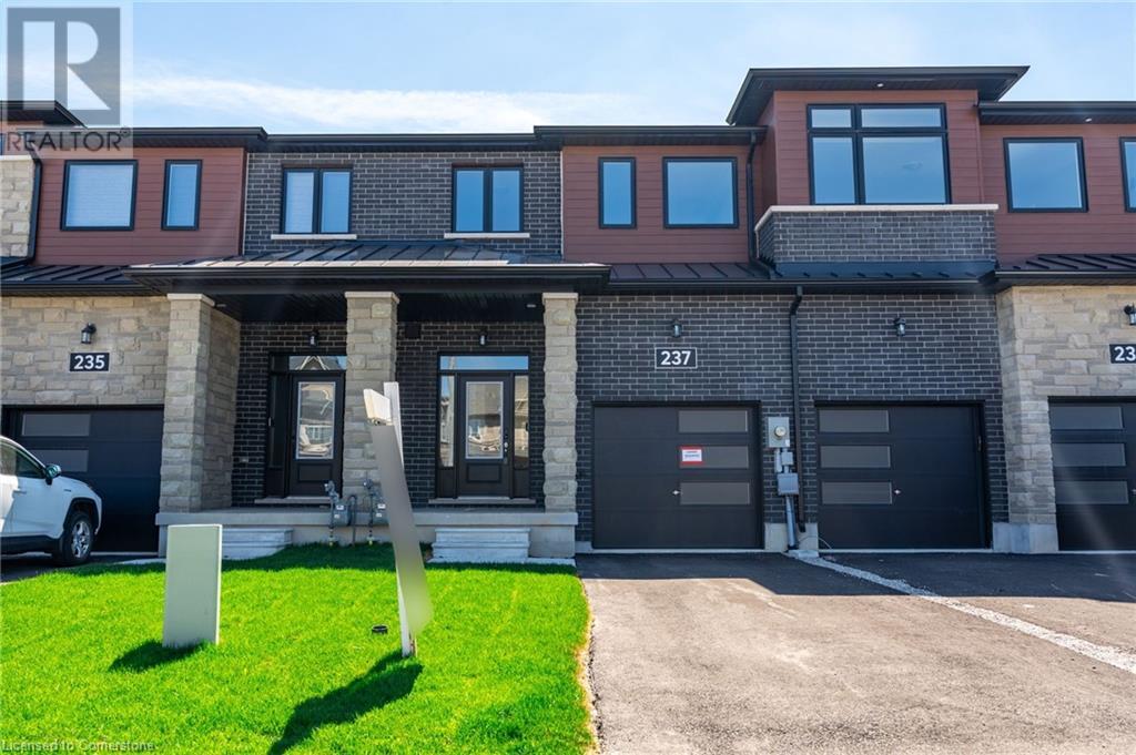 237 Lormont Boulevard, Hamilton, Ontario  L8J 0K2 - Photo 1 - 40723800