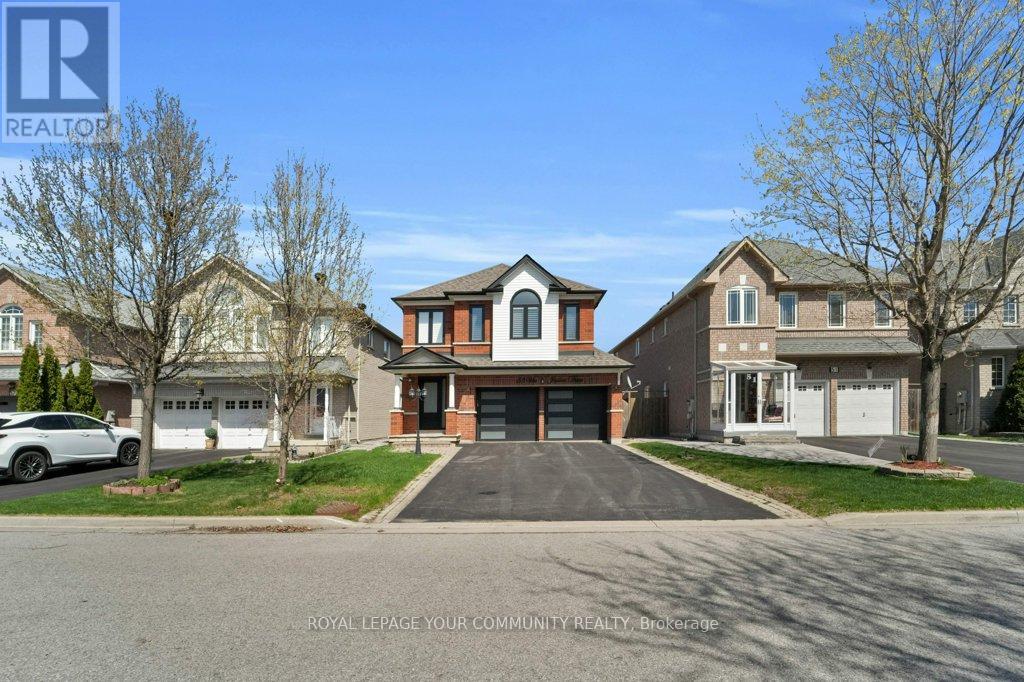 53 Via Jessica Drive, Markham, Ontario  L3R 4W7 - Photo 2 - N12117306