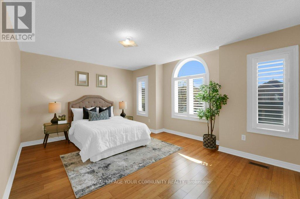 53 Via Jessica Drive, Markham, Ontario  L3R 4W7 - Photo 29 - N12117306