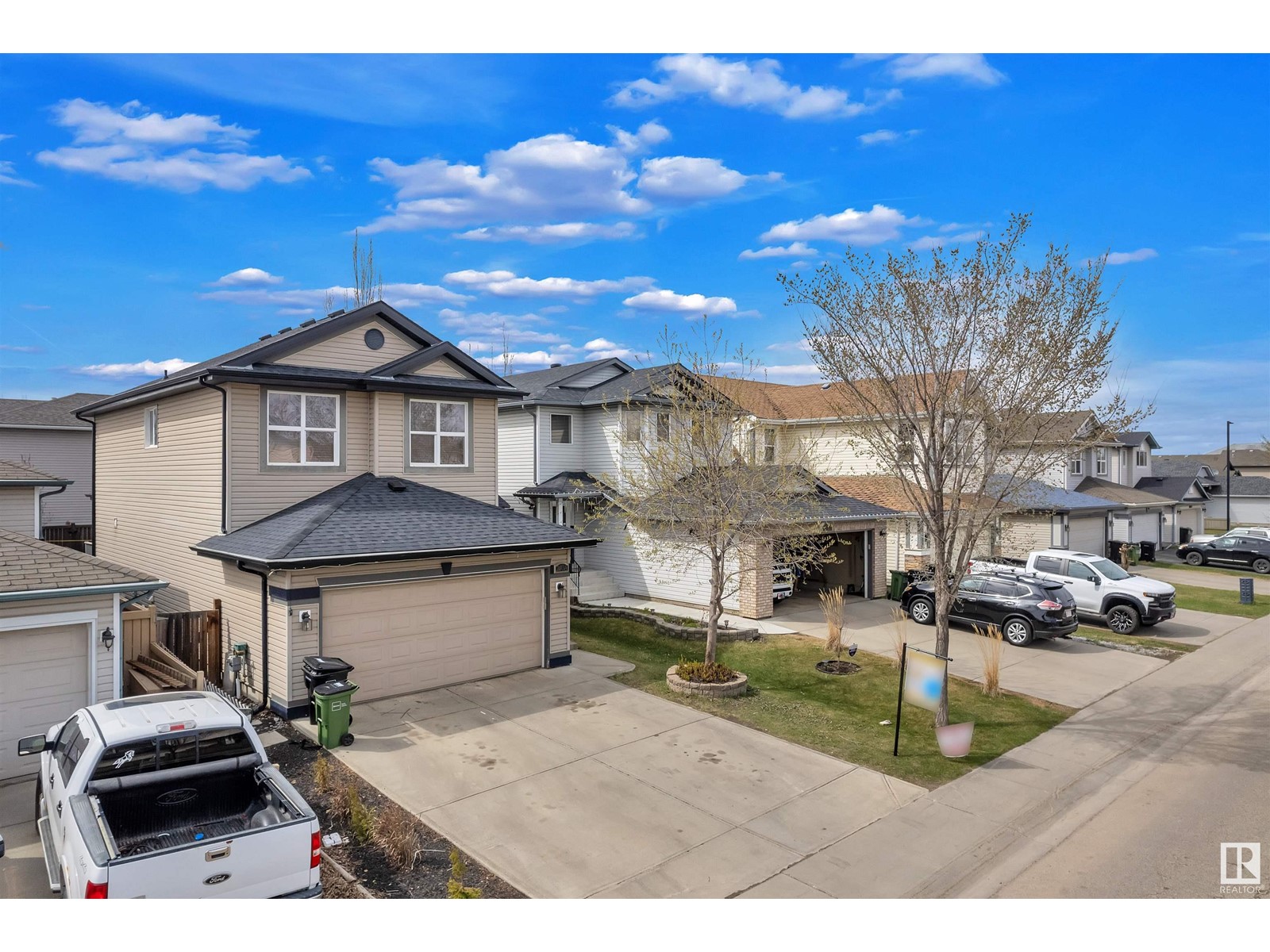 Property at 2408 32 street NW image 2
