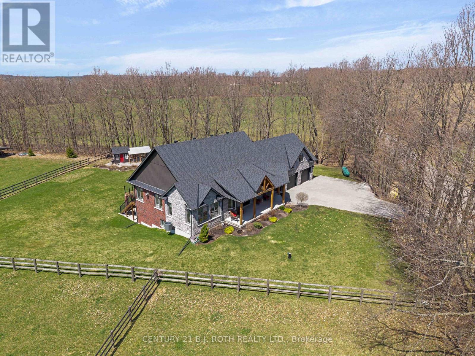 4580 2 Line N, Oro-Medonte, Ontario  L0L 1V0 - Photo 5 - S12117205