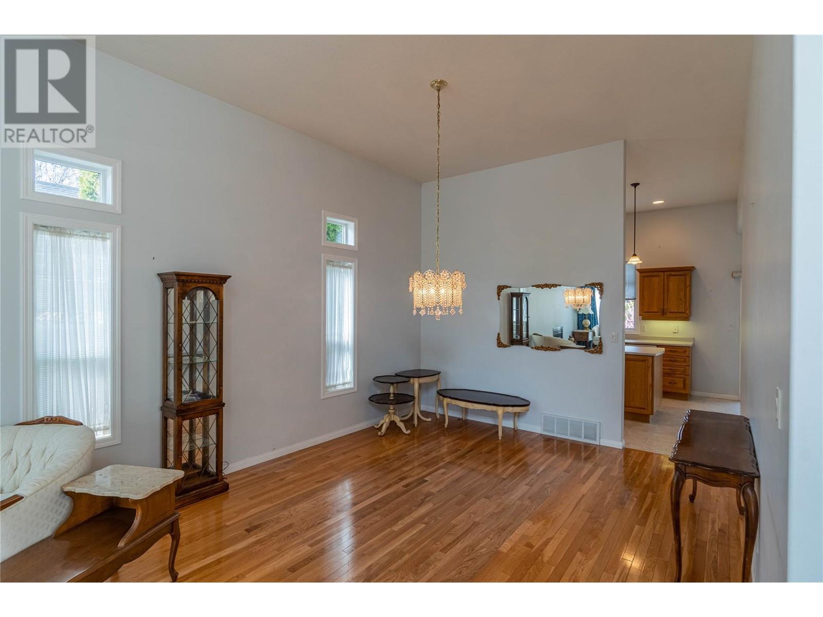 Property at 550 McCurrach Place image 3