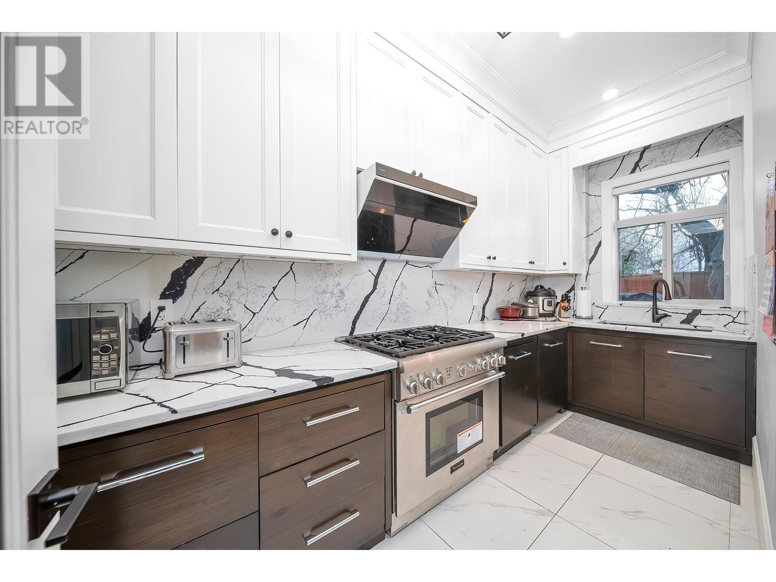 9399 Kirkmond Crescent, Richmond, British Columbia  V7E 1M7 - Photo 14 - R2981567